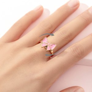 Anxiety ring bowtie